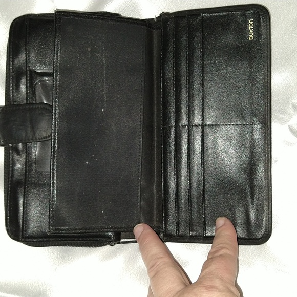 Buxton Women's clutch - Picture 4 of 7